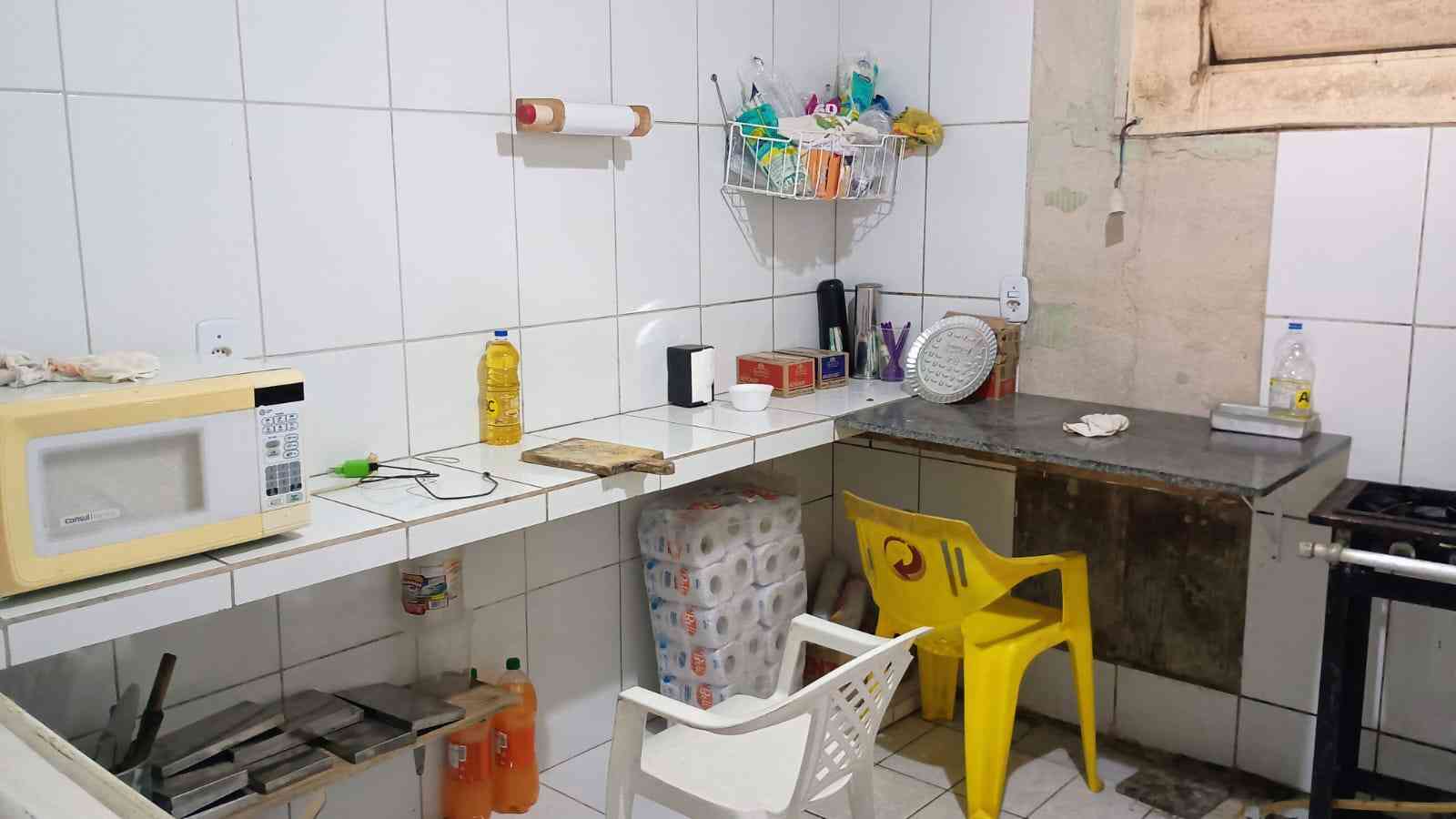 Bar com Casa e Piscina