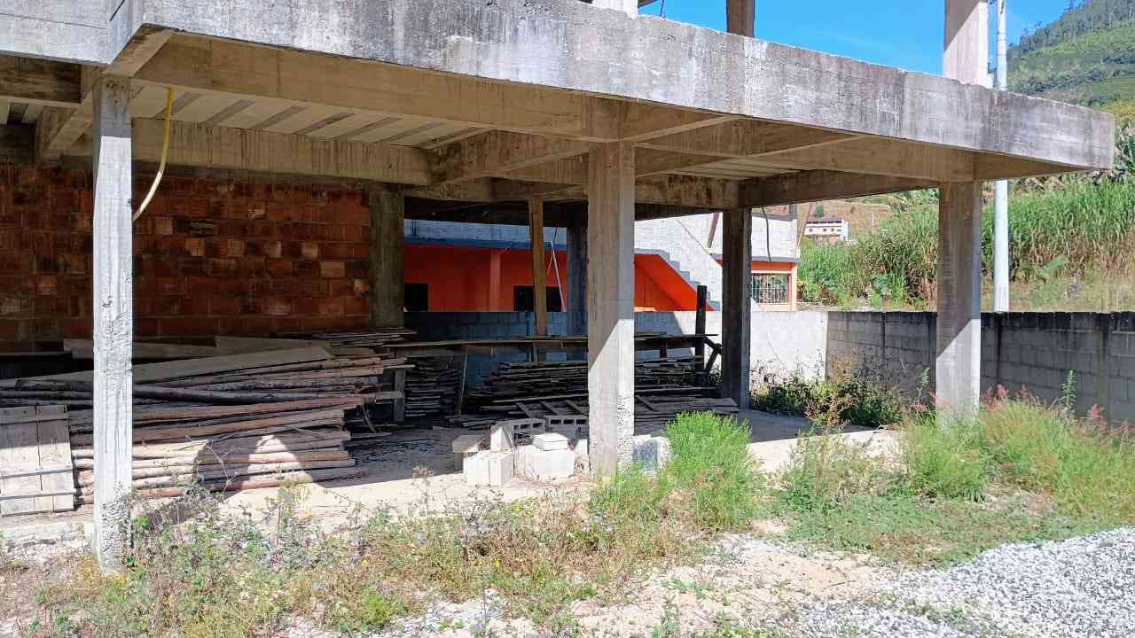 Lote em Departamento
