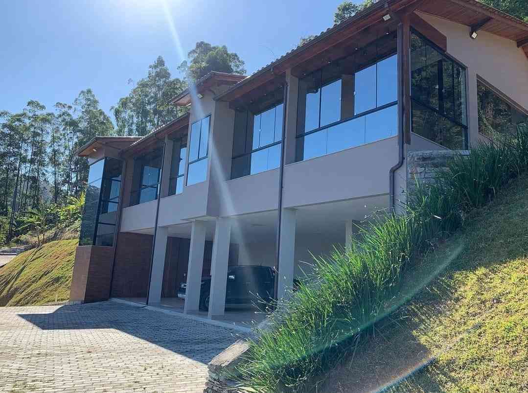 Casa Alto Padrão Vargem Alta
