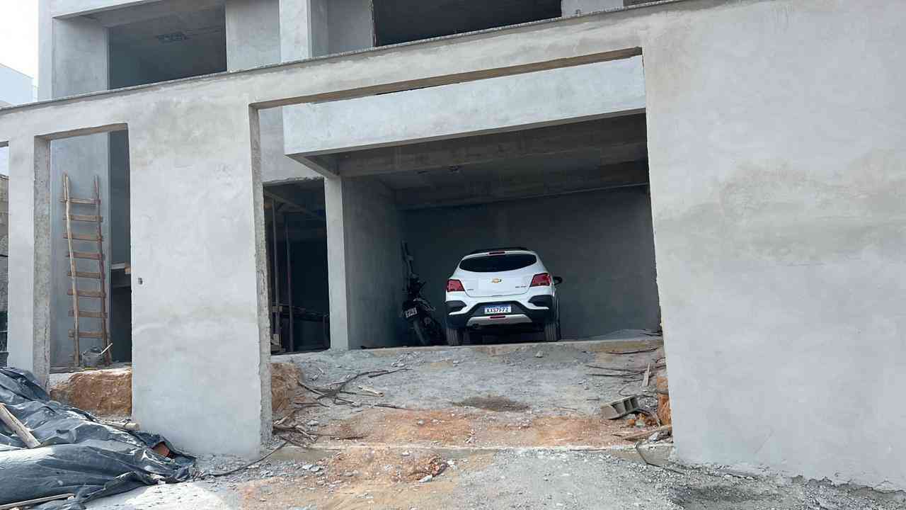 Casa em Construção