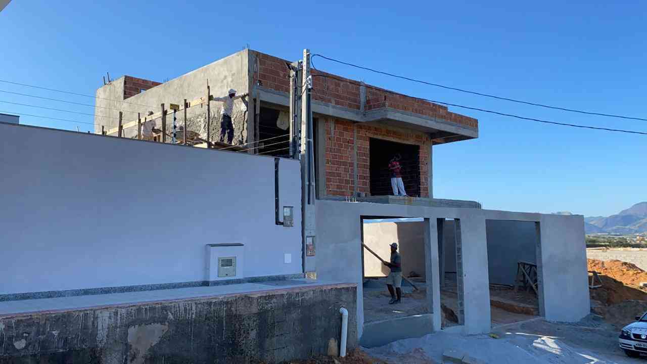 Casa em Construção