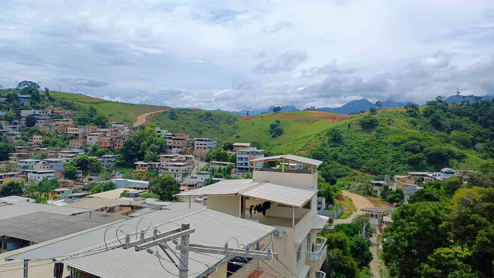 Apartamento com Ponto Comercial