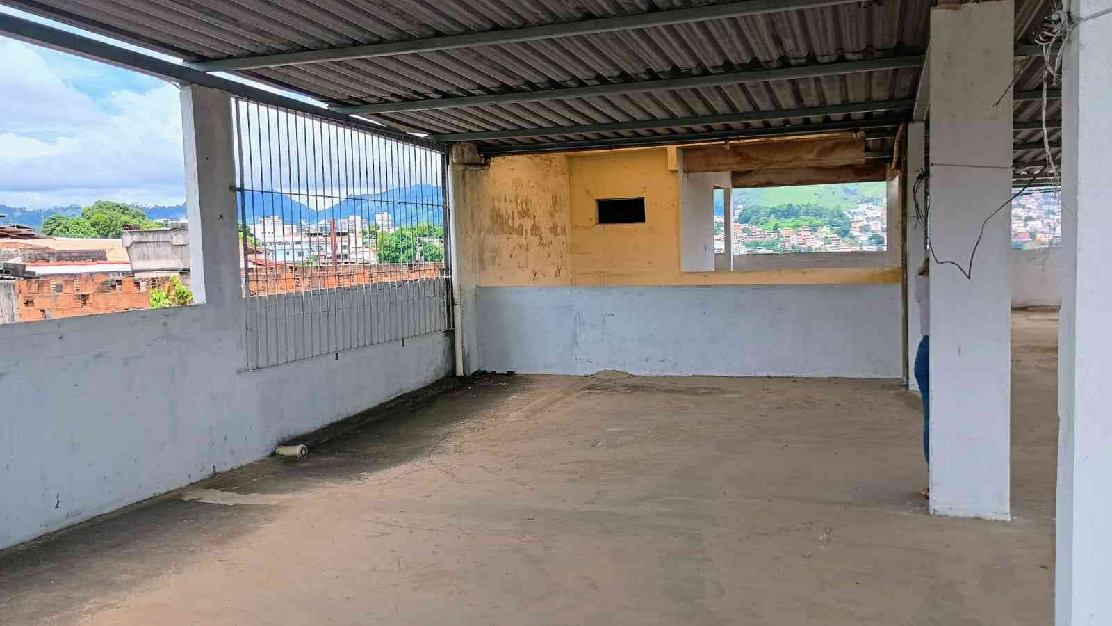 Apartamento com Ponto Comercial