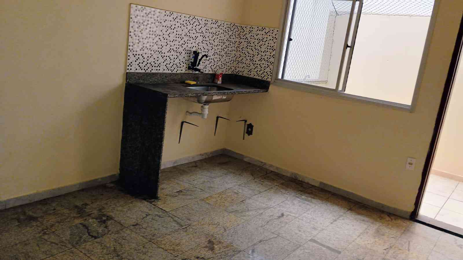 Apartamento com Ponto Comercial
